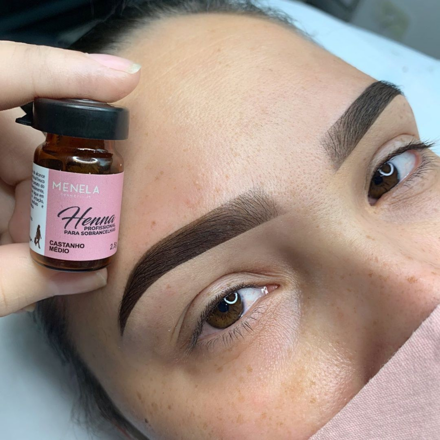 Henna Menela Castaño Medio